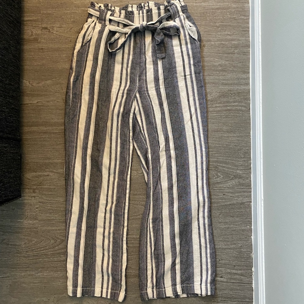 Blue/grey and white striped pants